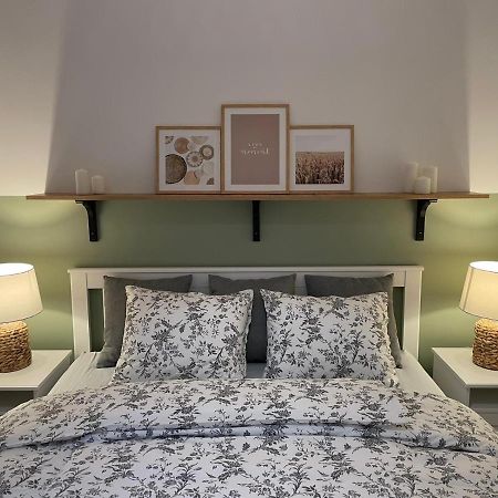 Apartamenty Guzik 22 Кросно Екстериор снимка