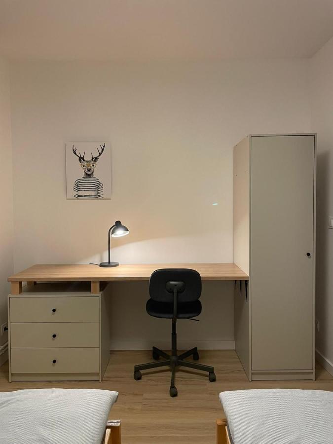 Apartamenty Guzik 22 Кросно Екстериор снимка