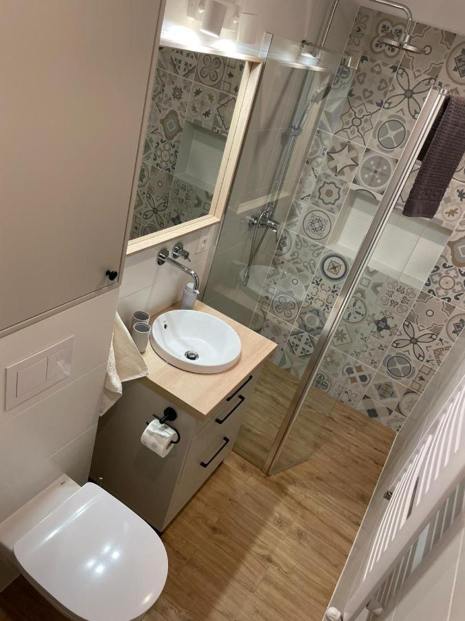 Apartamenty Guzik 22 Кросно Екстериор снимка