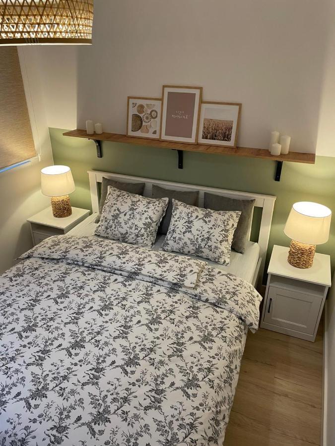 Apartamenty Guzik 22 Кросно Екстериор снимка
